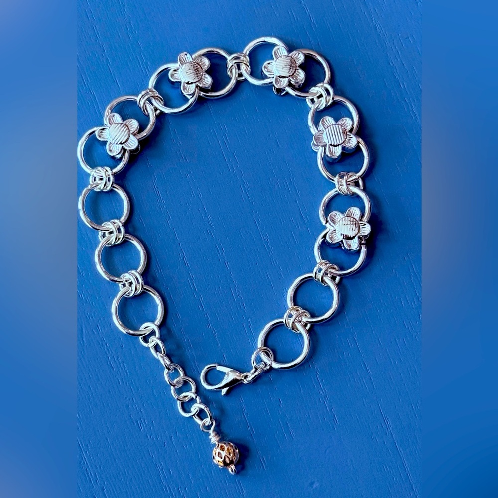 Silver Floral Bracelet Link Silver plate